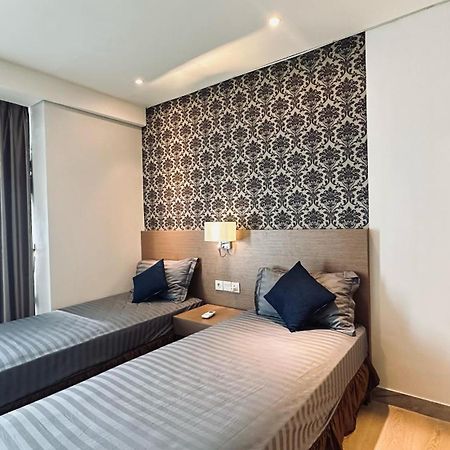 The H Tower Rasuna Suites Kuningan Jakarta By Villaloka Kültér fotó