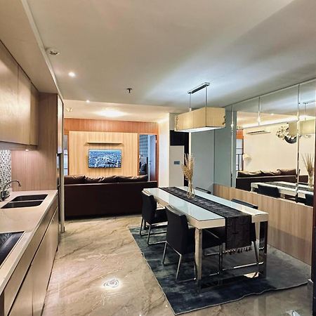 The H Tower Rasuna Suites Kuningan Jakarta By Villaloka Kültér fotó