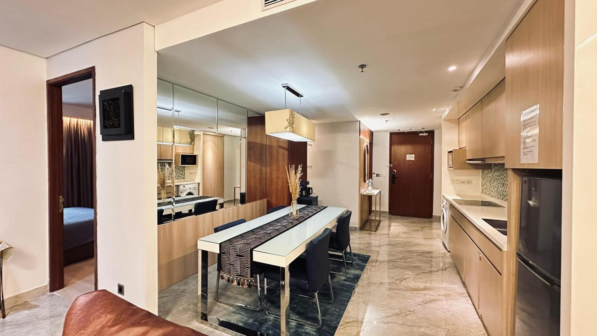 The H Tower Rasuna Suites Kuningan Jakarta By Villaloka Kültér fotó