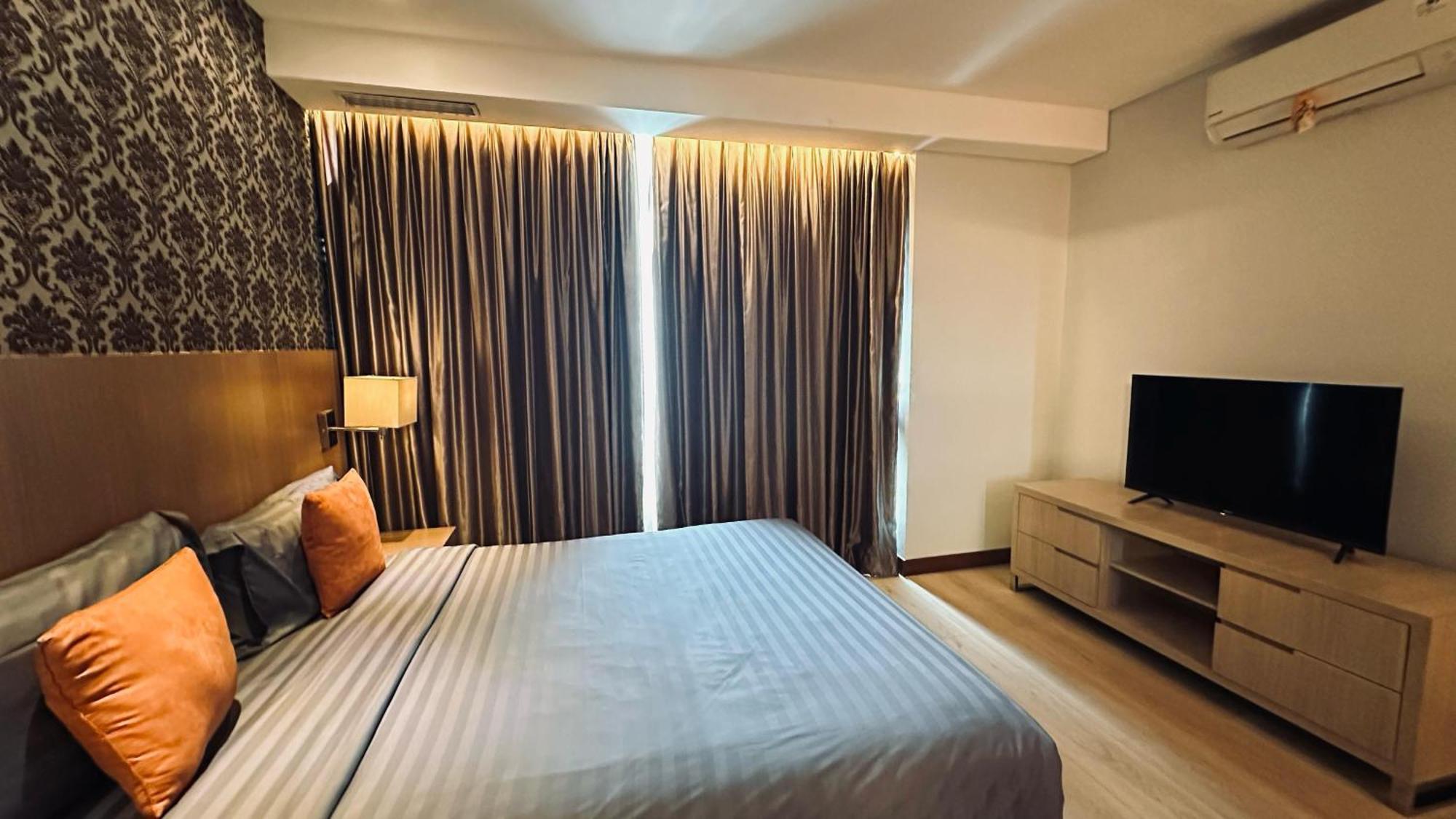 The H Tower Rasuna Suites Kuningan Jakarta By Villaloka Kültér fotó